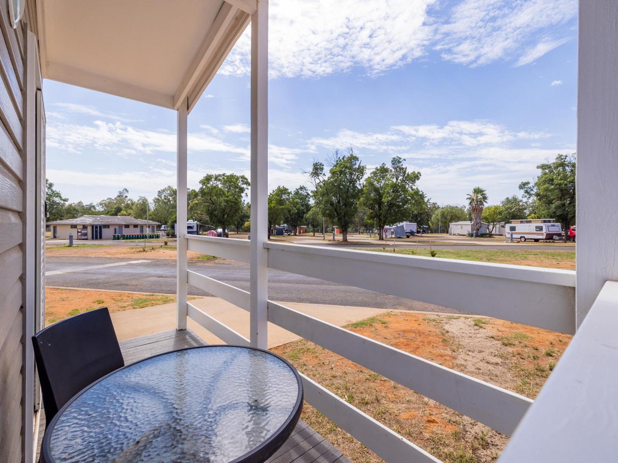 Nrma Dubbo Holiday Park Hotell Rom bilde